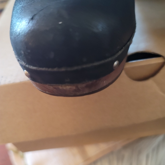 Ugg Lynnea leather , 8 - Picture 4 of 11